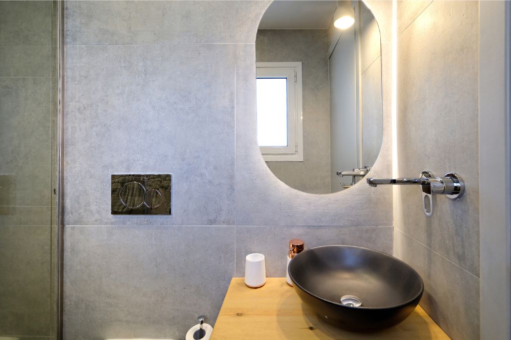 Urban Melodies Apartment Bathroom